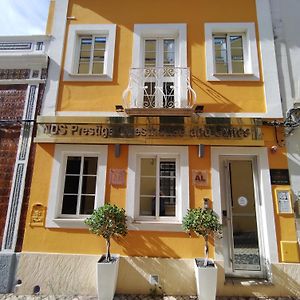 Rocha Prestige - Guest House And Suites